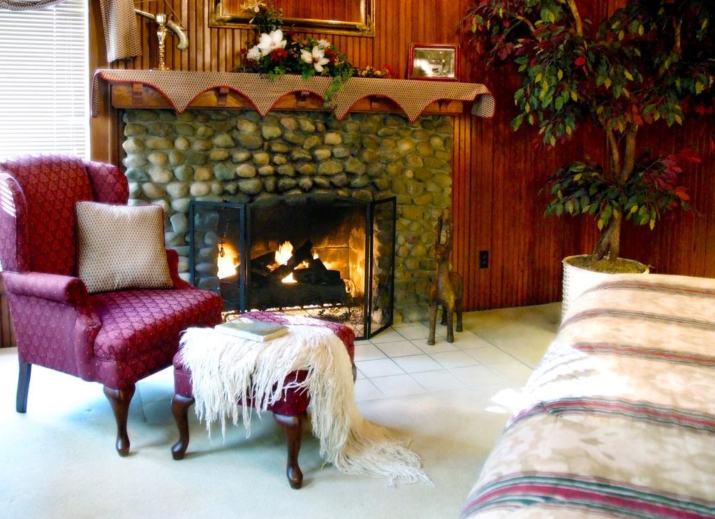 Arbor Hill Inn La Porte Eksteriør billede