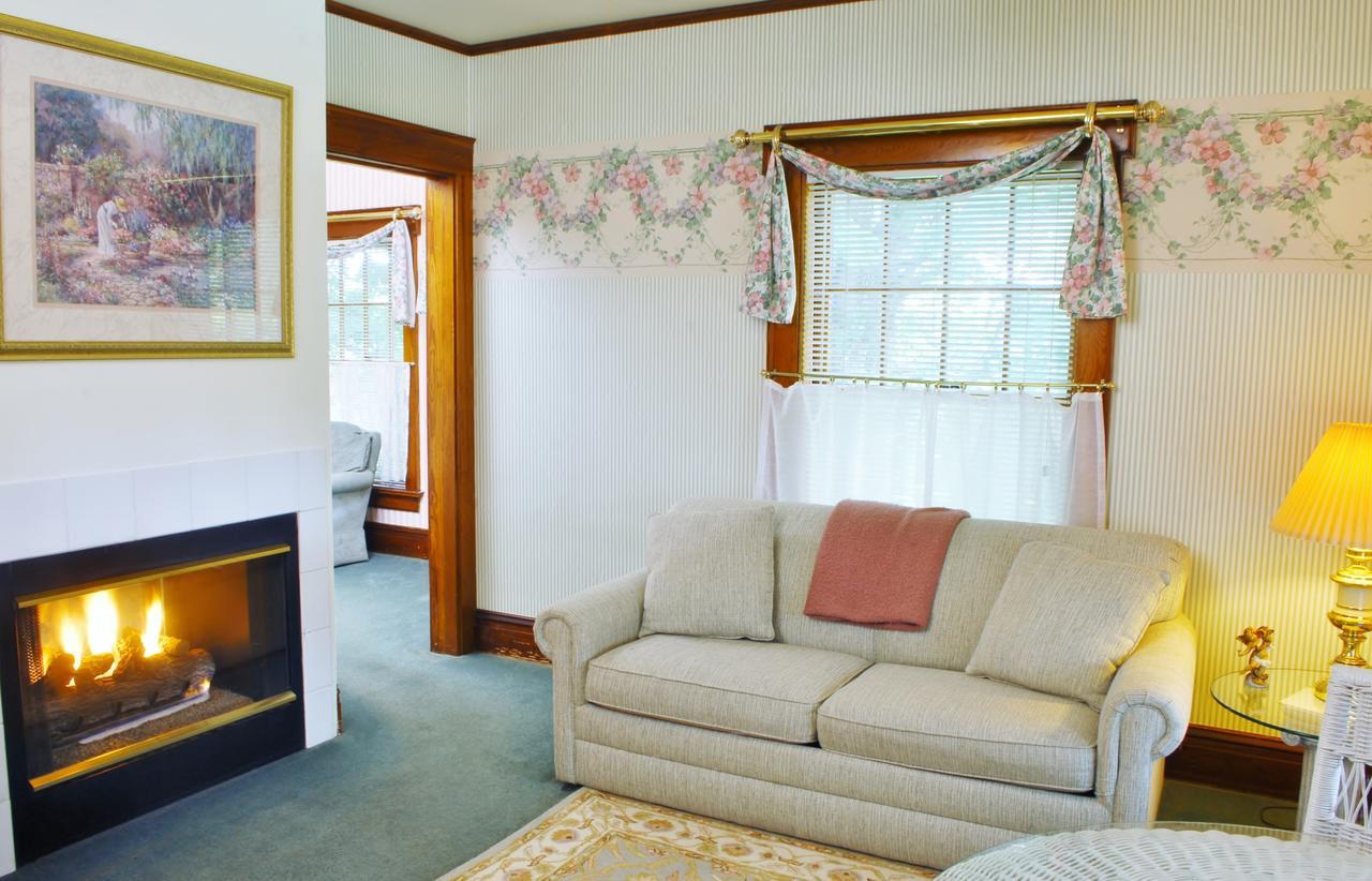 Arbor Hill Inn La Porte Eksteriør billede