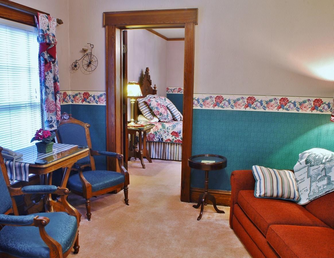 Arbor Hill Inn La Porte Eksteriør billede